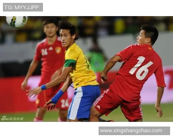 国足迎战巴西张远出战能否打破历史尴尬局面引发热议